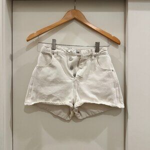 Rollas High Rise short in white/cream